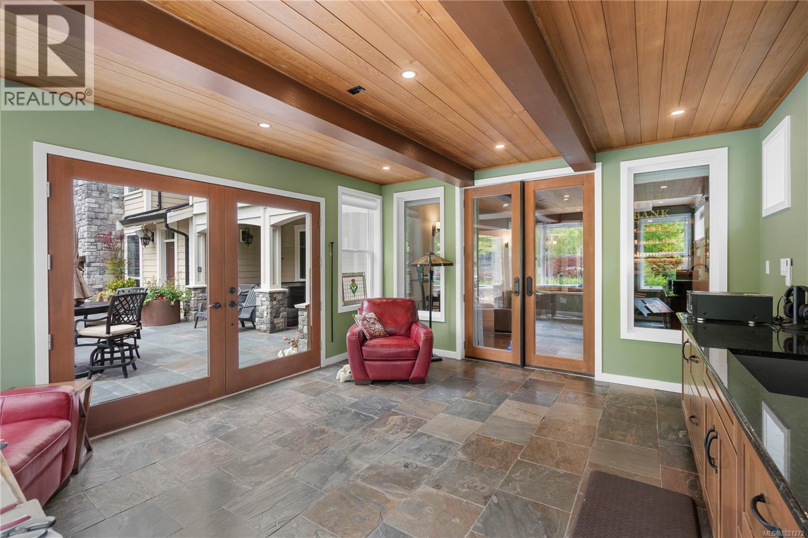  441 Glendower Road, Saanich