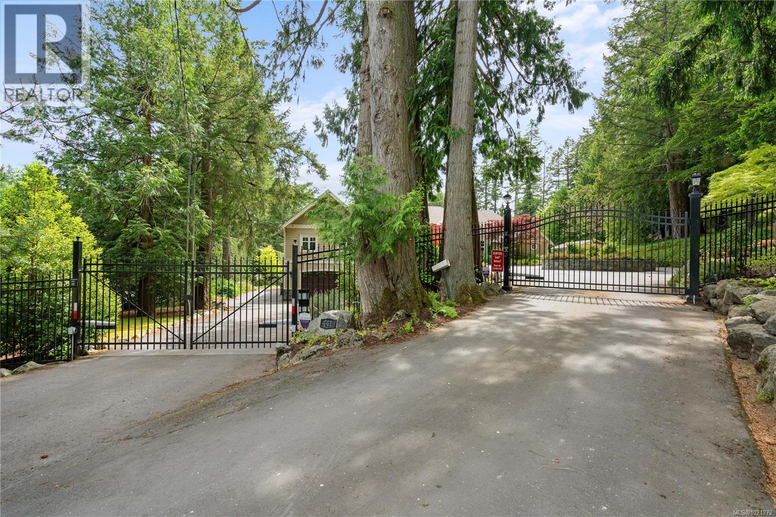  441 Glendower Road, Saanich