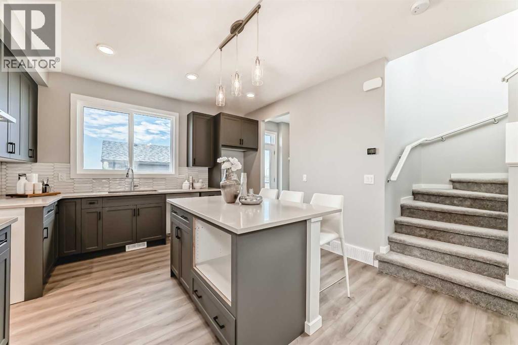 Single Family House for Sale in  Bartlett Way SE Rangeview Calgary 