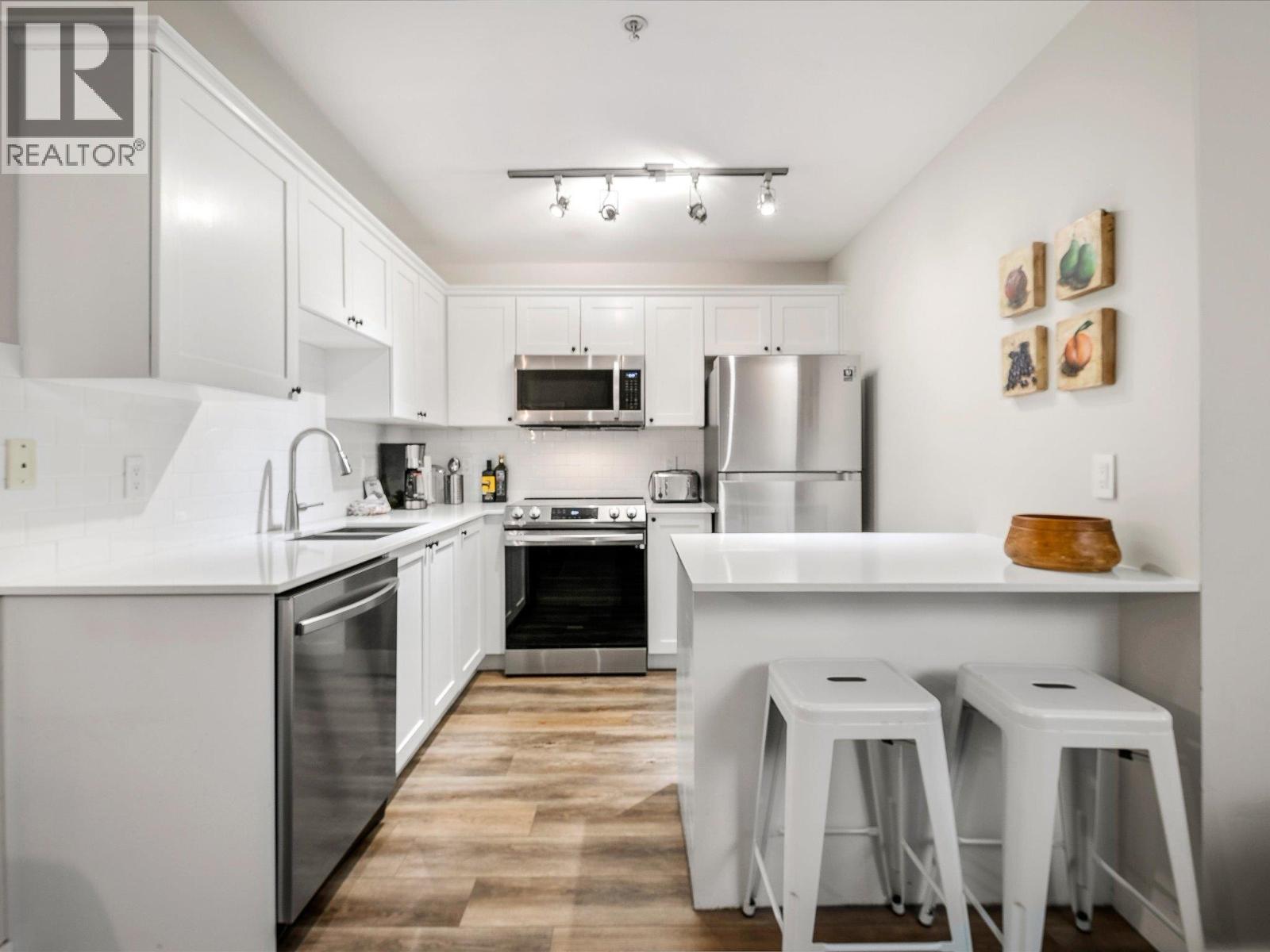 7 4385 NORTHLANDS BOULEVARD, Whistler