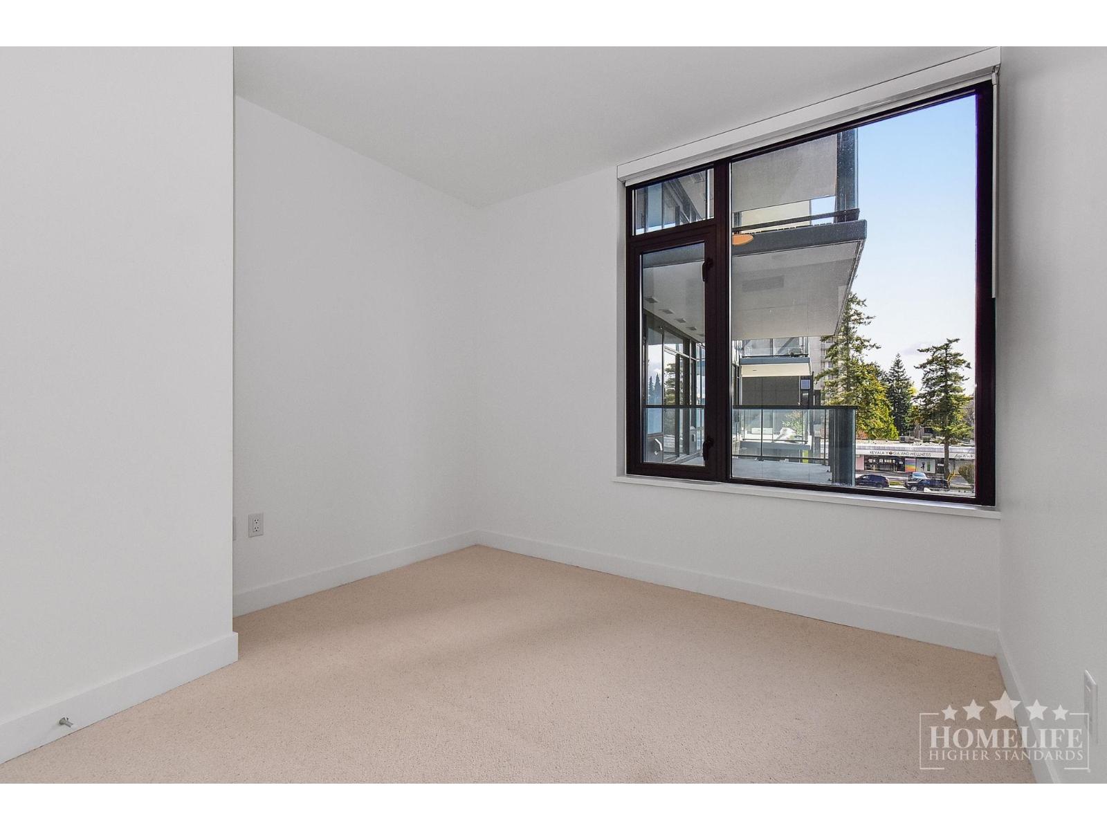 307 1588 JOHNSTON ROAD, White Rock