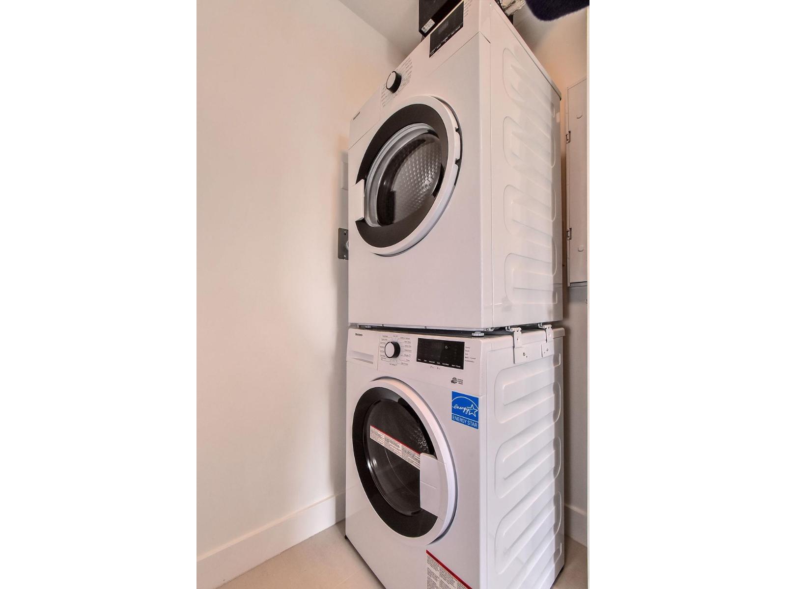 307 1588 JOHNSTON ROAD, White Rock