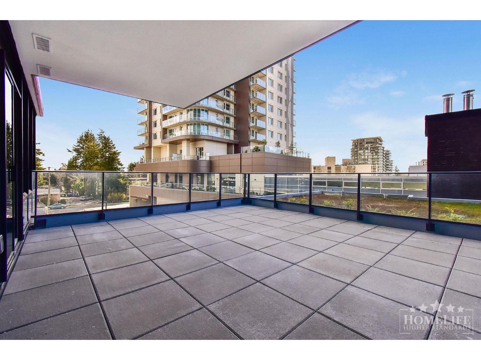 307 1588 JOHNSTON ROAD, White Rock