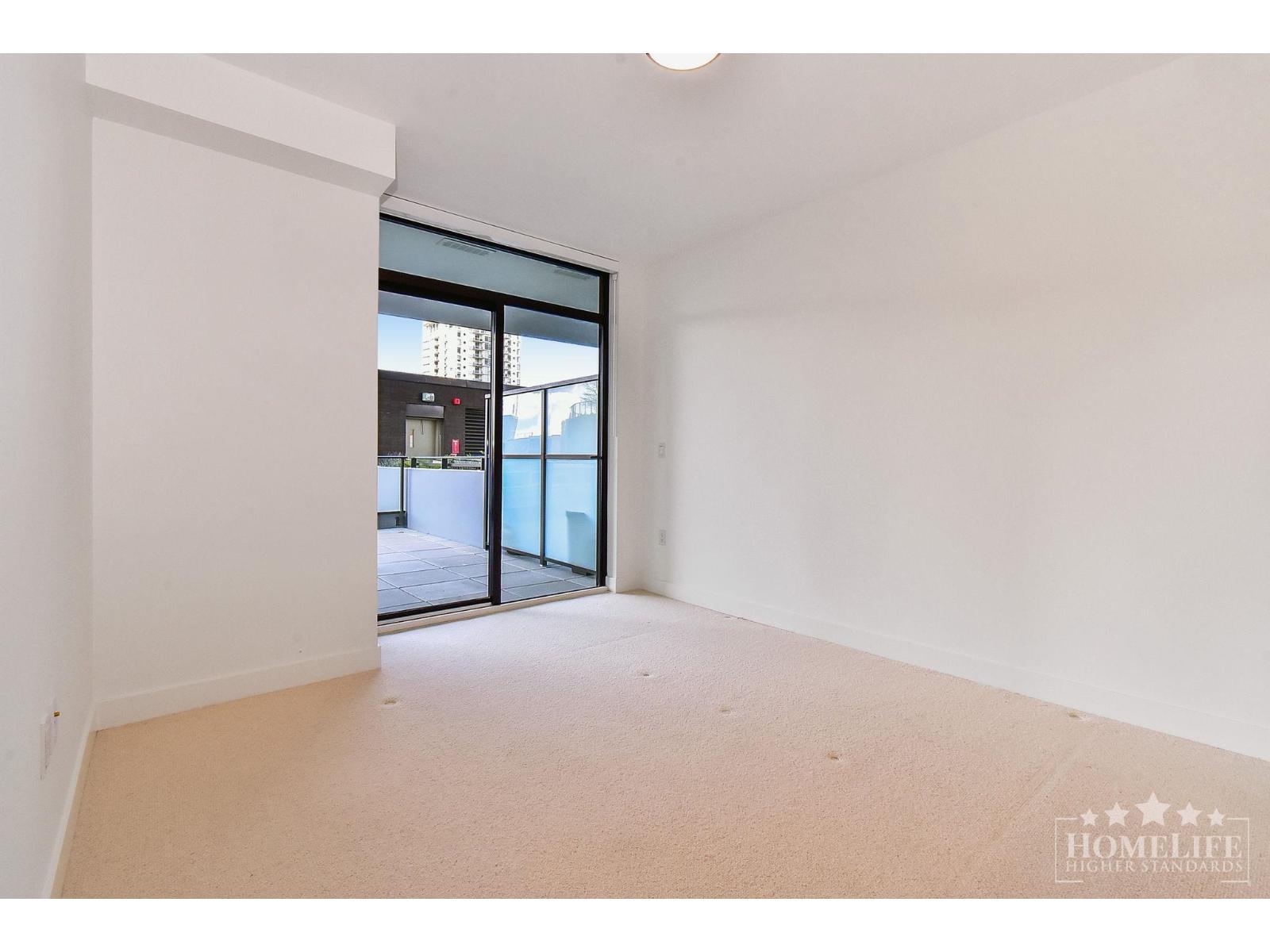 307 1588 JOHNSTON ROAD, White Rock