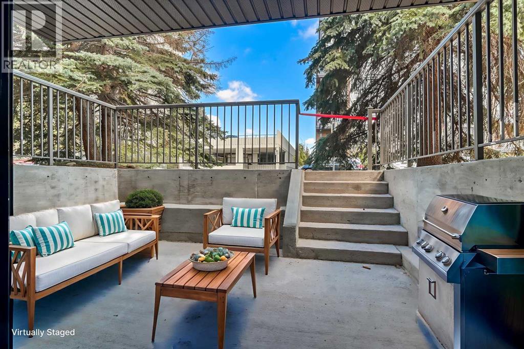 PATIO- VIRUALLY STAGED