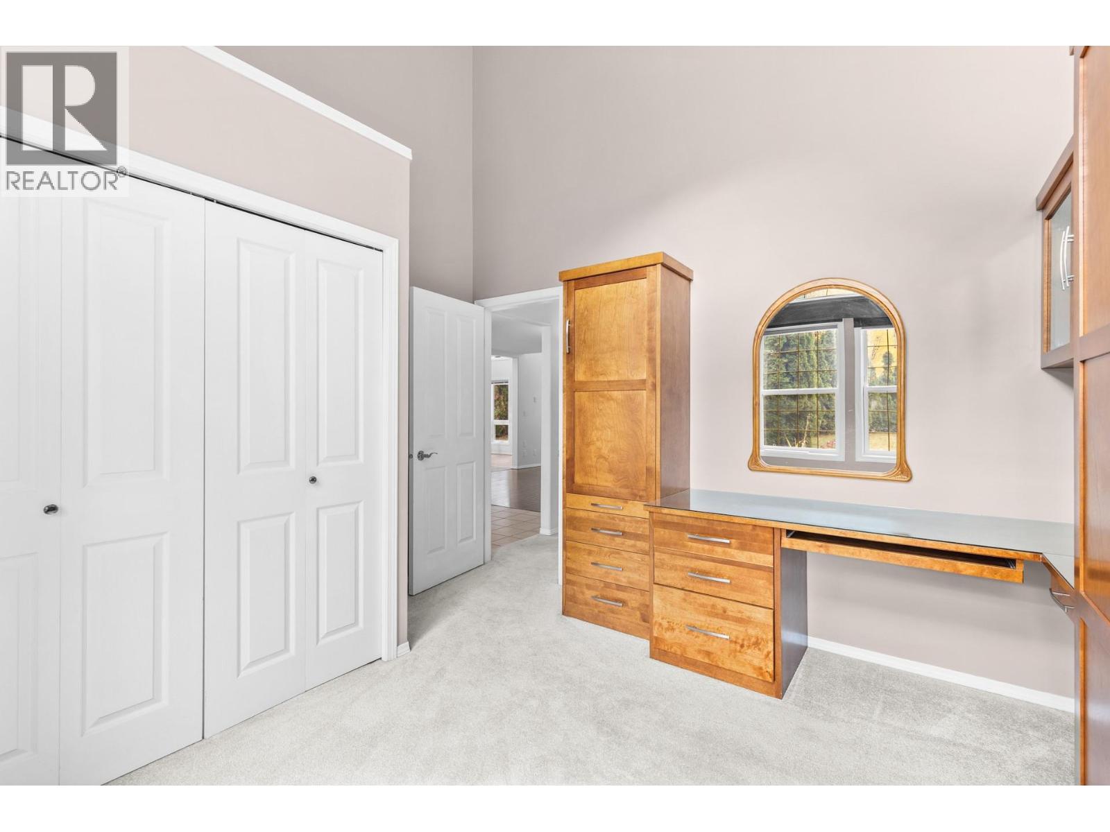  3932 Lakevale Place, Kelowna