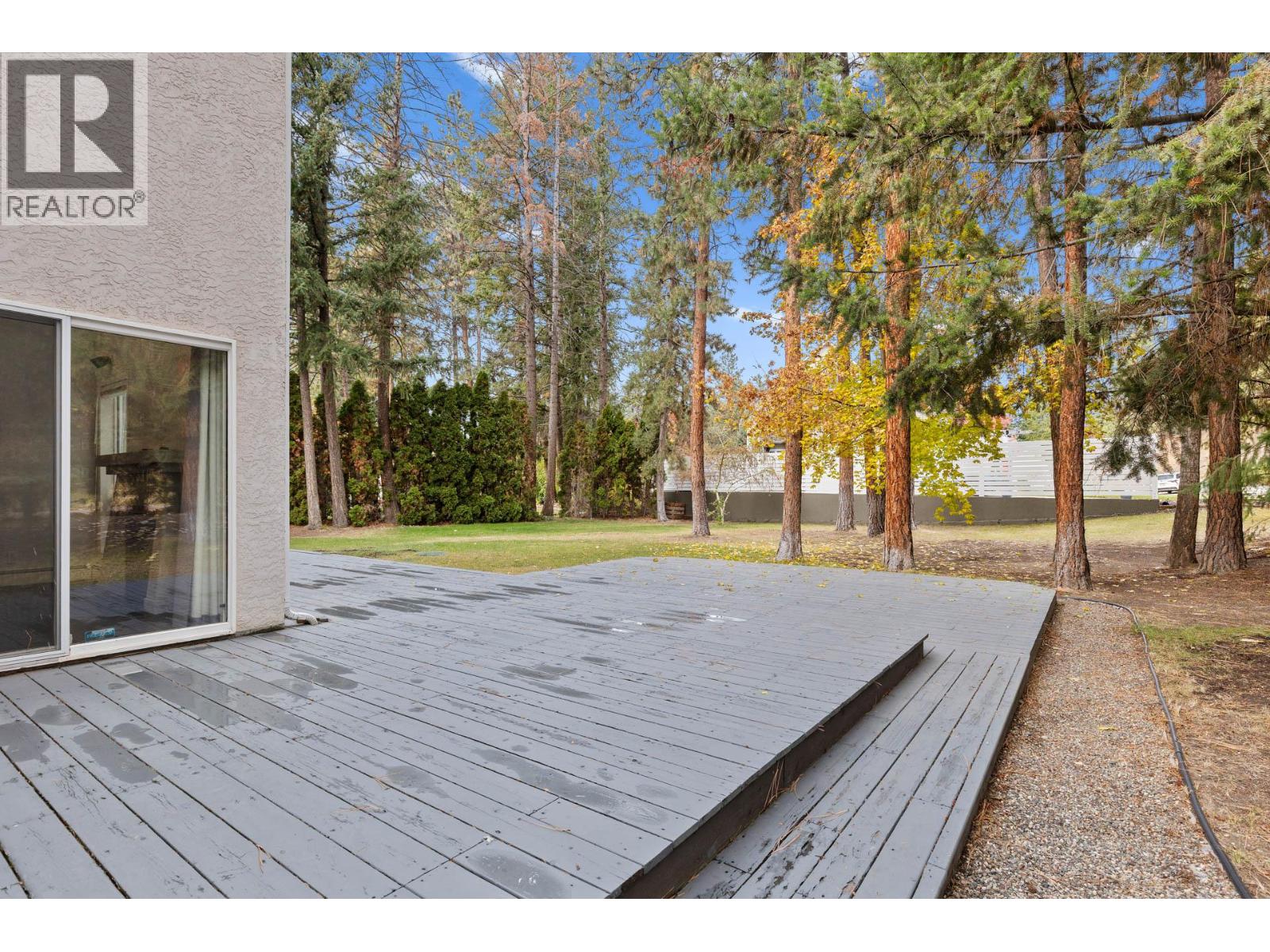  3932 Lakevale Place, Kelowna