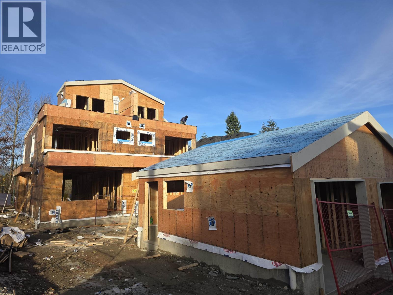 98 W 37TH AVENUE, Vancouver