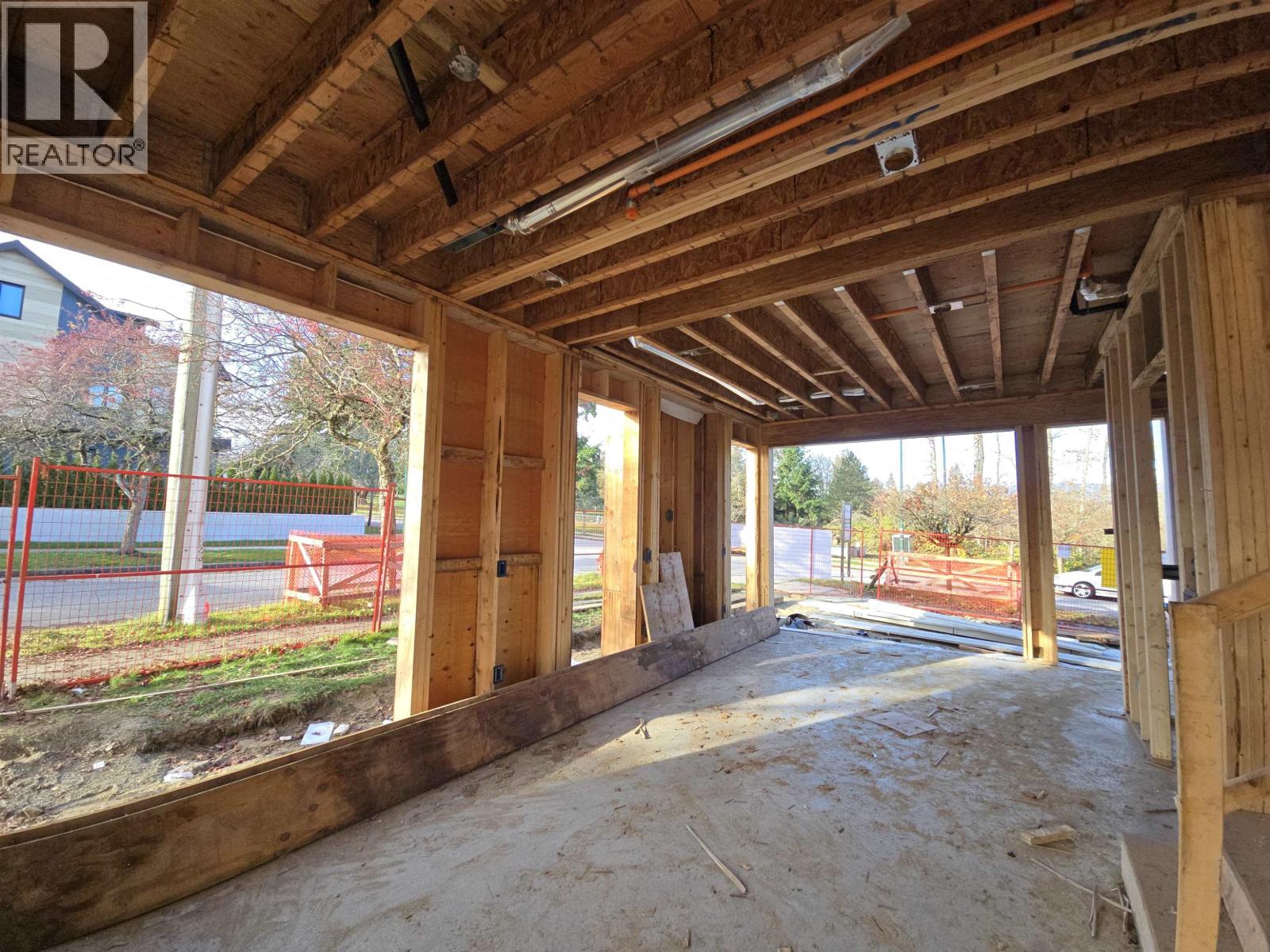 98 W 37TH AVENUE, Vancouver