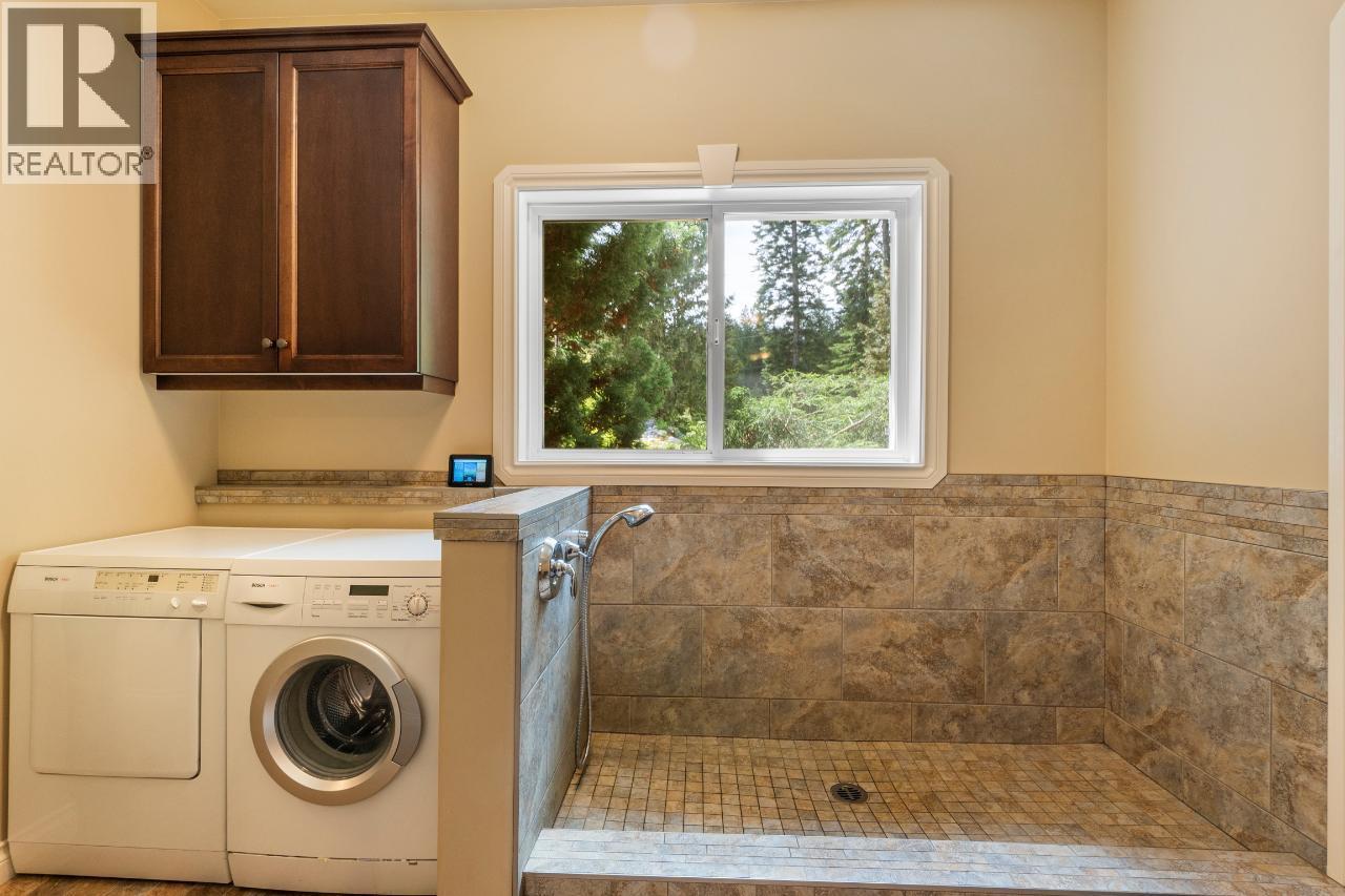 1480 NIGHTHAWK Drive - 55