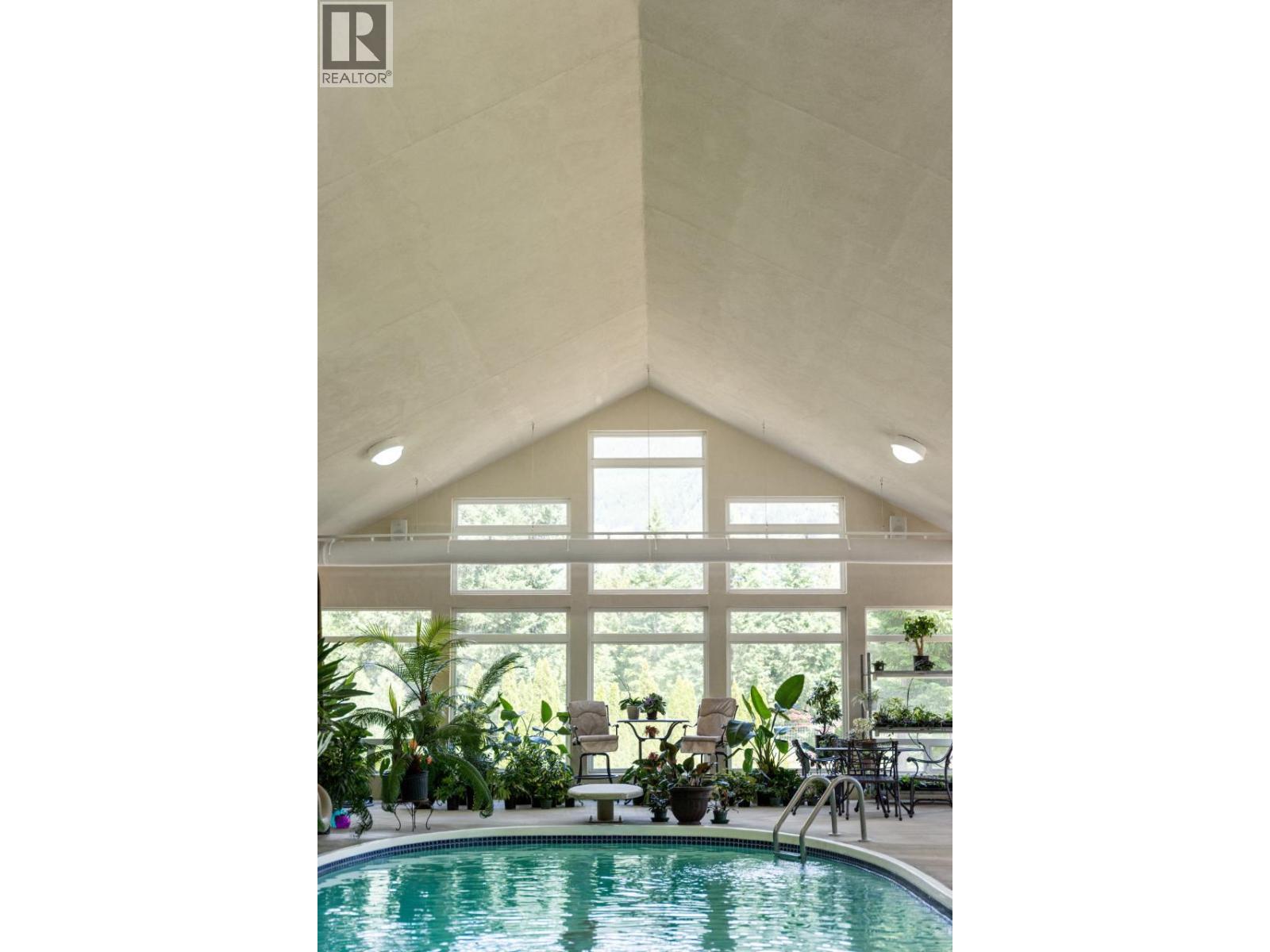 1480 NIGHTHAWK Drive, Castlegar