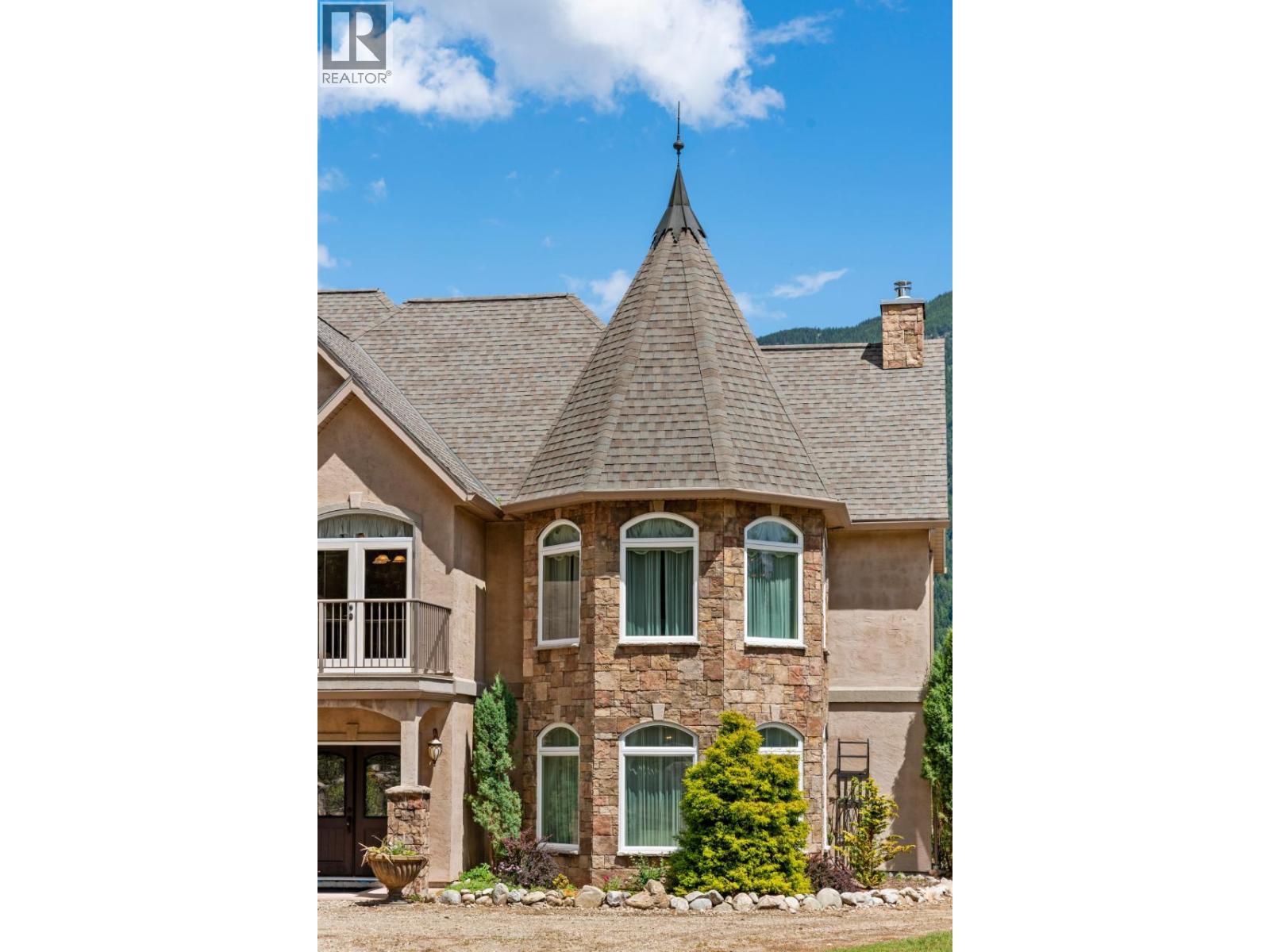 1480 NIGHTHAWK Drive, Castlegar