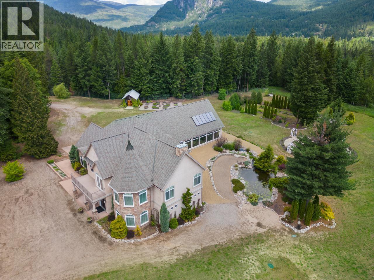 1480 NIGHTHAWK Drive, Castlegar