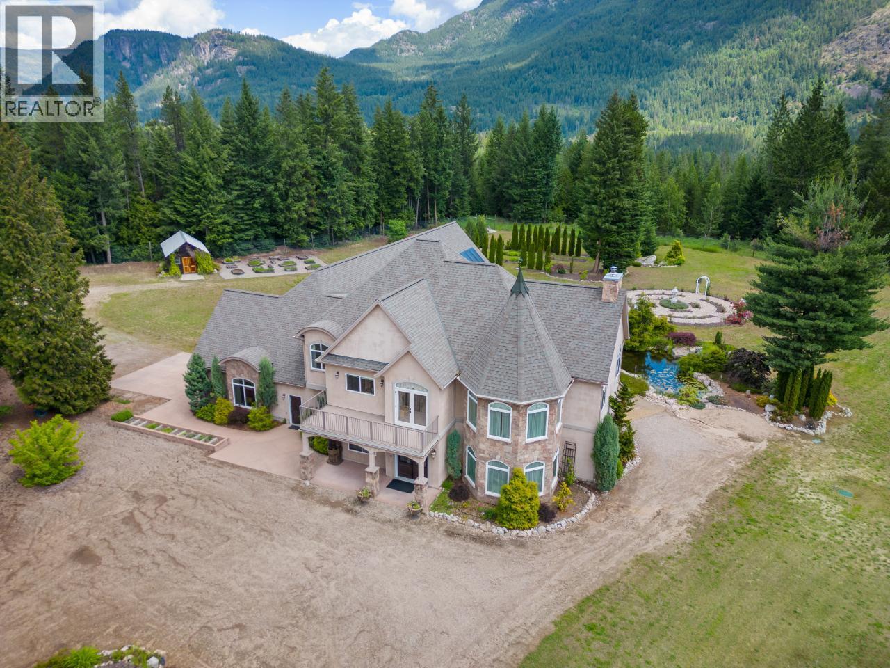 1480 NIGHTHAWK Drive, Castlegar