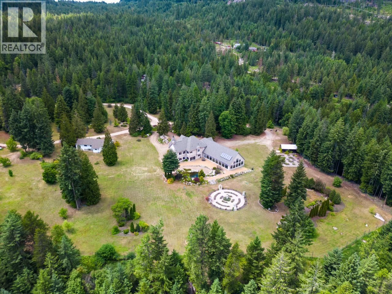 1480 NIGHTHAWK Drive, Castlegar