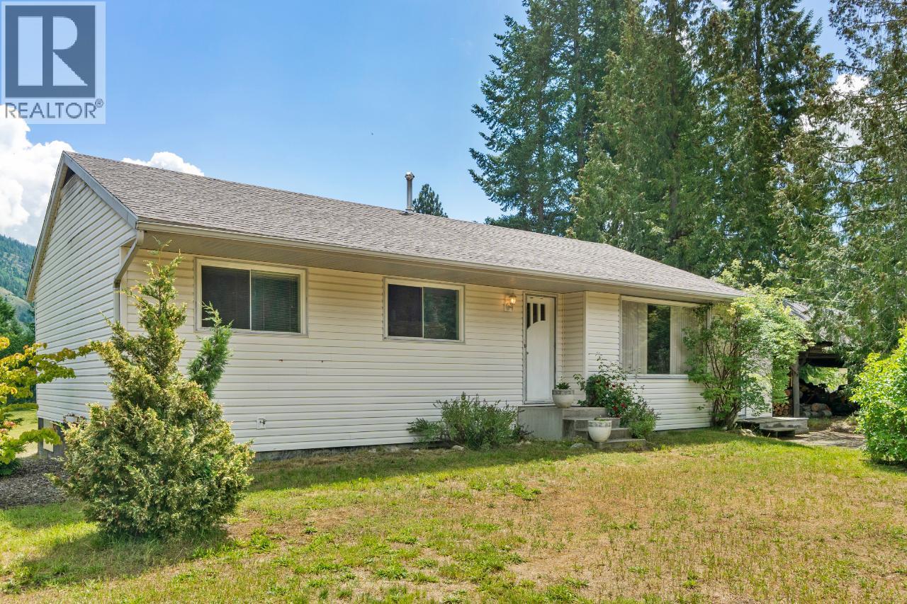 1480 NIGHTHAWK Drive, Castlegar