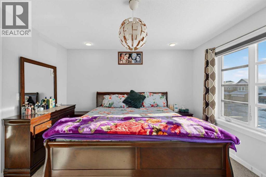 Single Family House for Sale in  Savanna Drive NE Saddle Ridge Calgary 