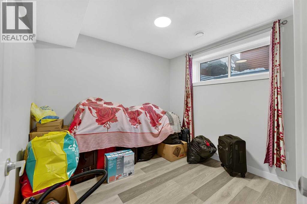 Single Family House for Sale in  Savanna Drive NE Saddle Ridge Calgary 