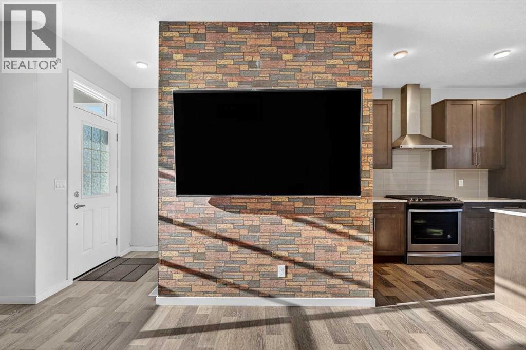 Single Family House for Sale in  Savanna Drive NE Saddle Ridge Calgary 