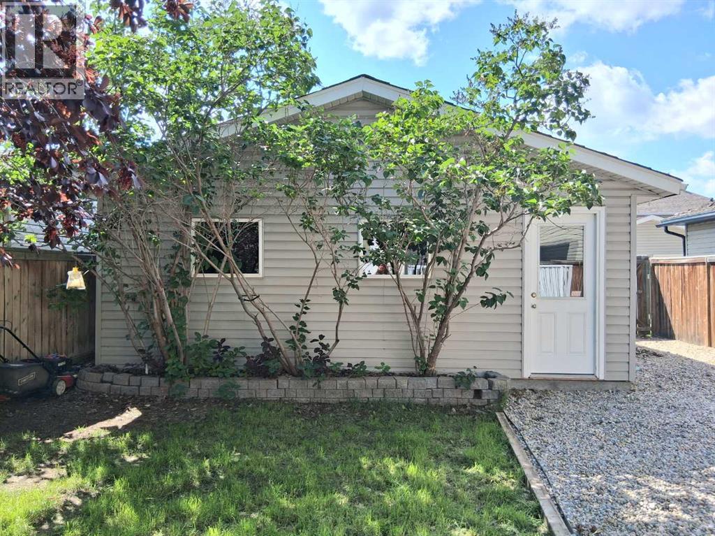 Single Family House for Sale in  Mckenzie Towne Drive SE McKenzie Towne Calgary 