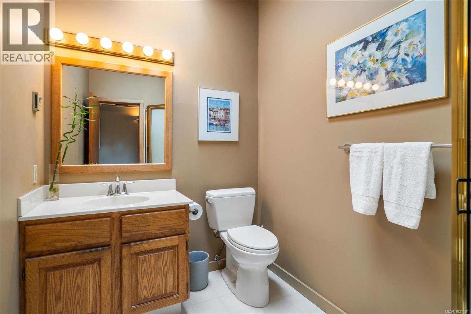  2923 Mt. Baker View Road, Saanich