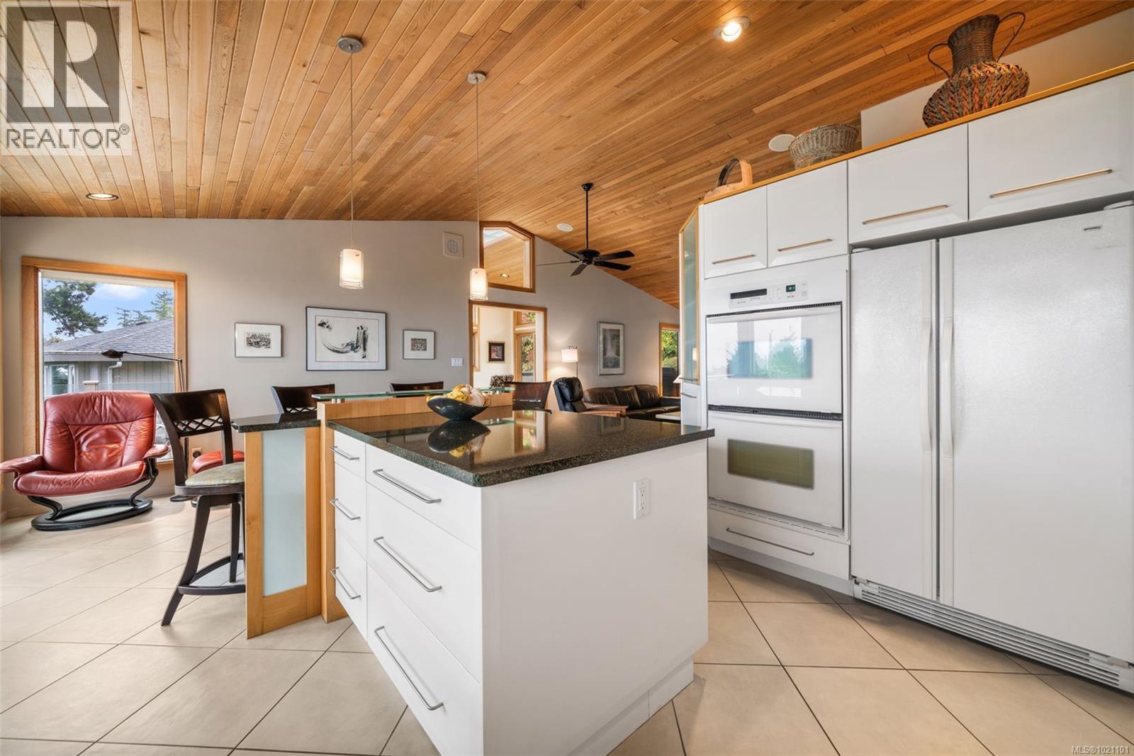  2923 Mt. Baker View Road, Saanich