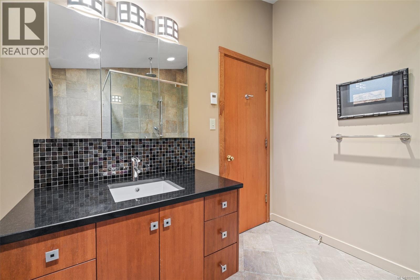  2923 Mt. Baker View Road, Saanich