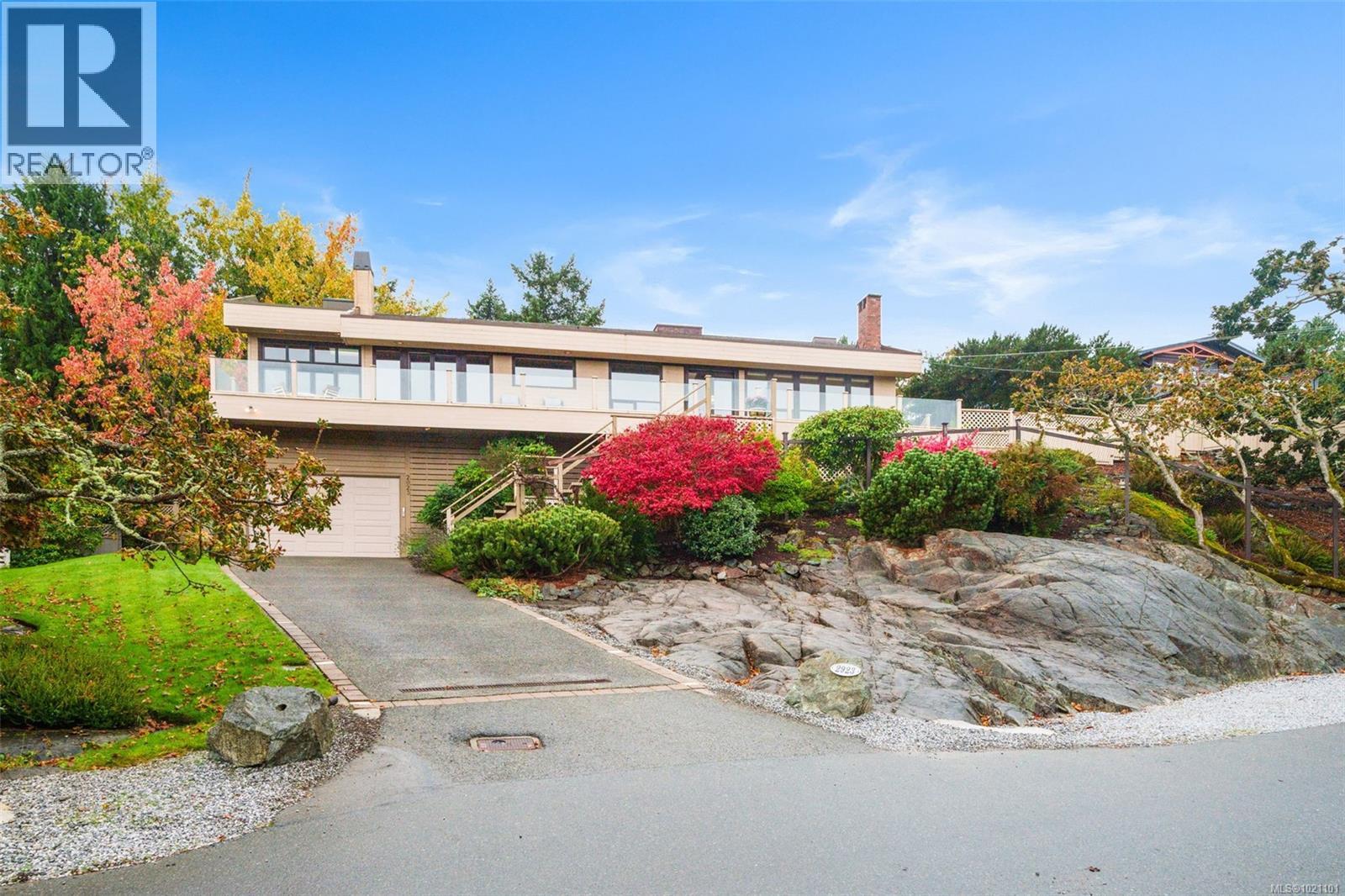  2923 Mt. Baker View Road, Saanich