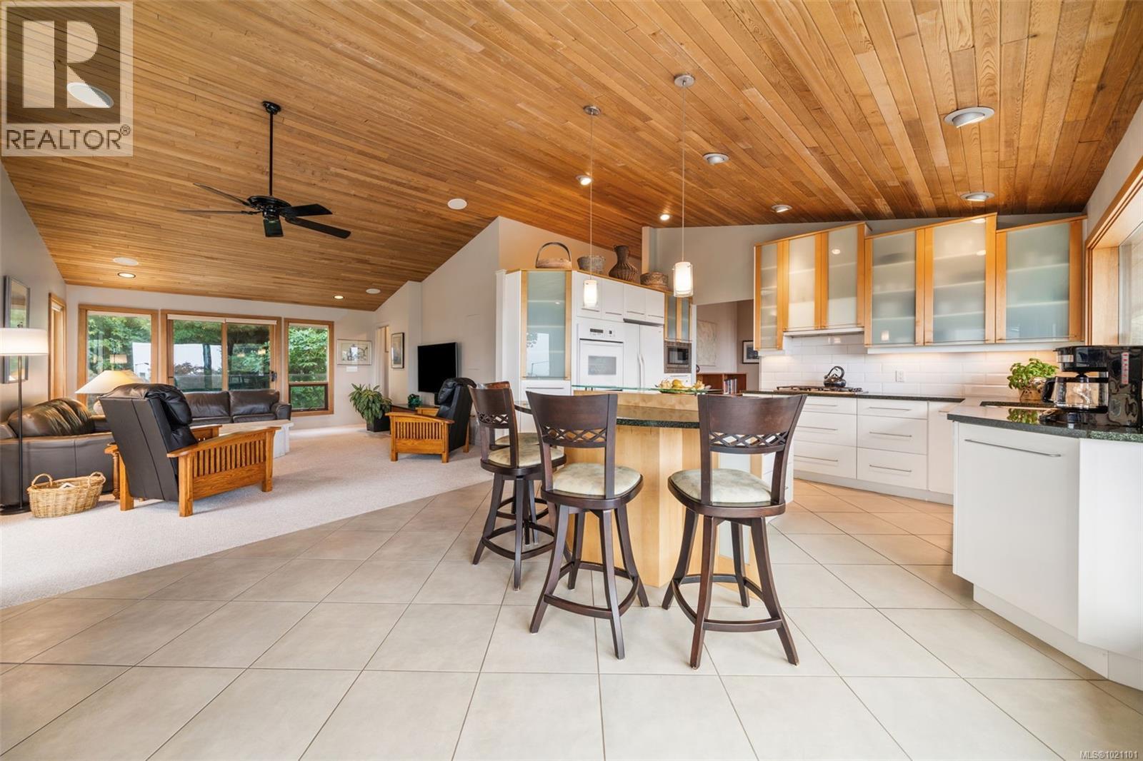  2923 Mt. Baker View Road, Saanich