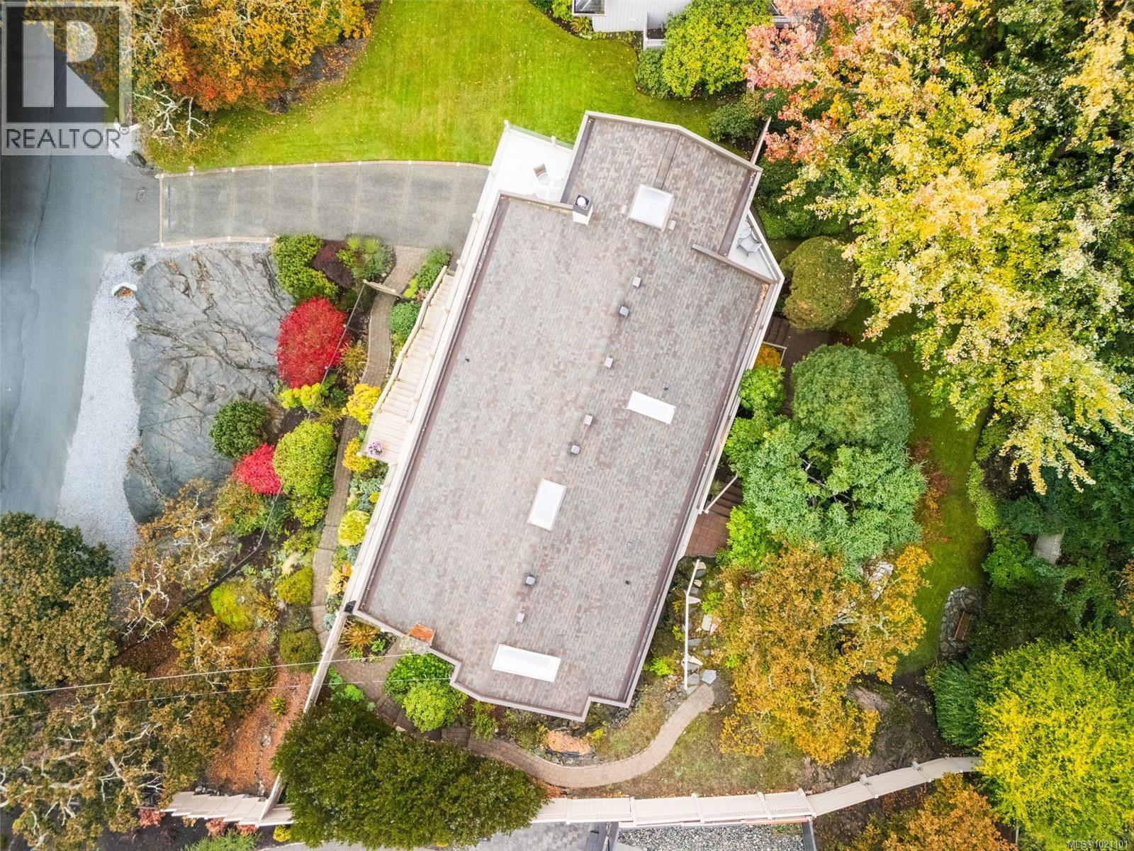  2923 Mt. Baker View Road, Saanich