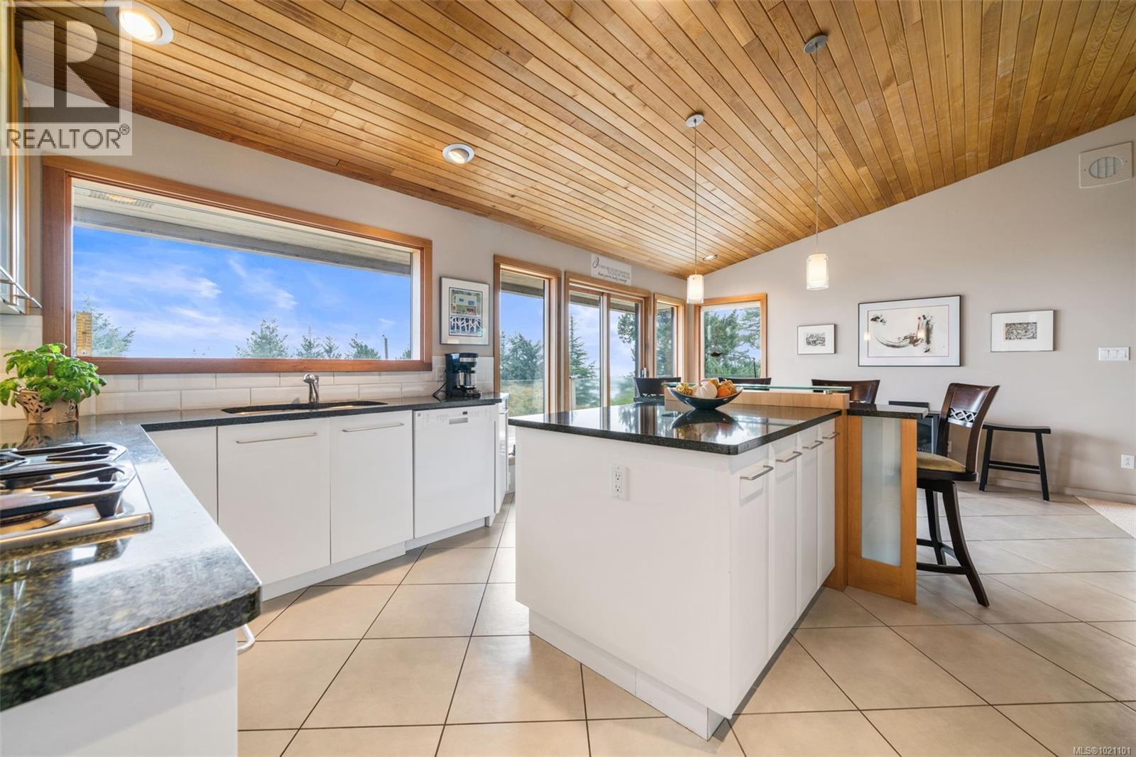  2923 Mt. Baker View Road, Saanich