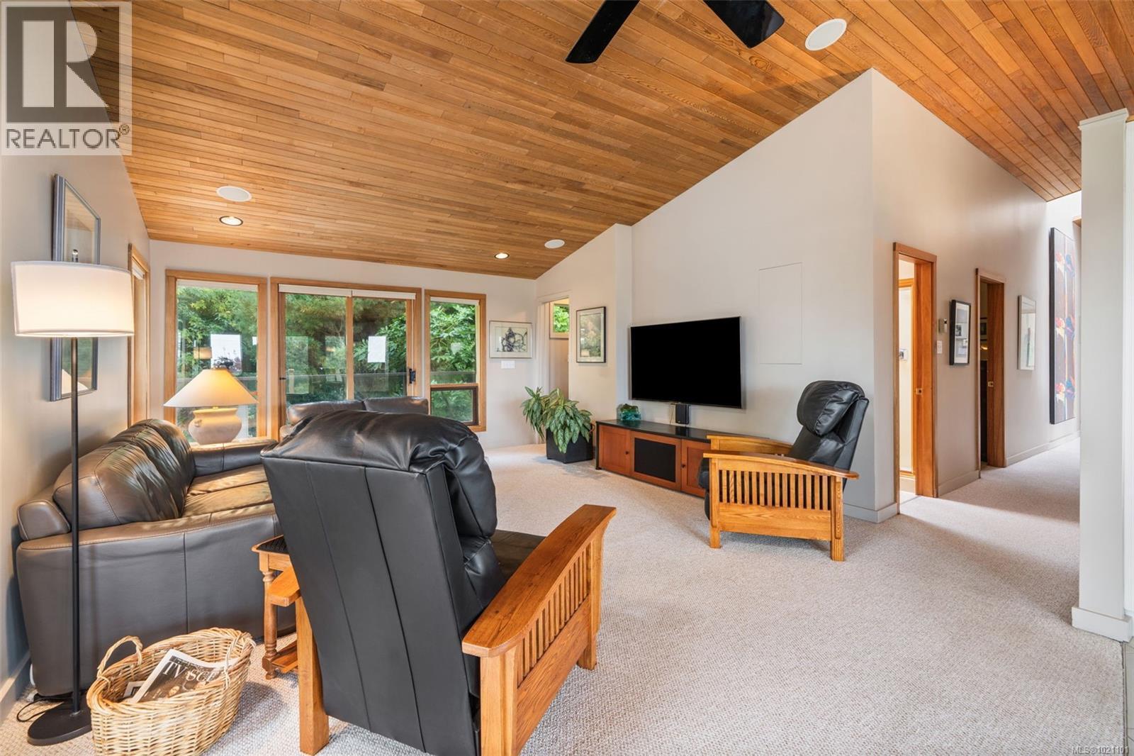  2923 Mt. Baker View Road, Saanich