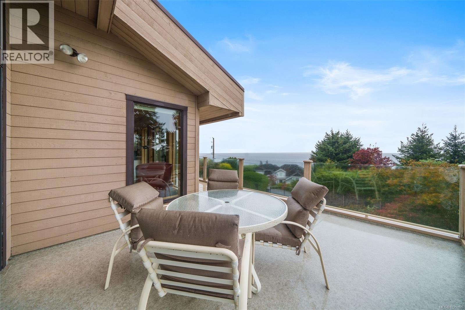  2923 Mt. Baker View Road, Saanich
