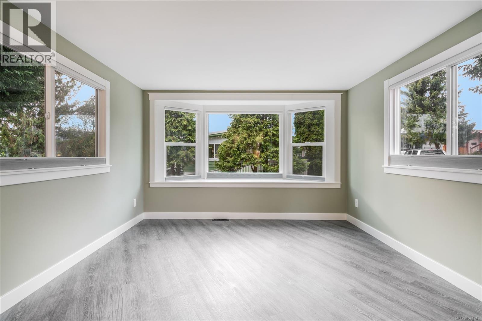 #34 80 Fifth St - 8