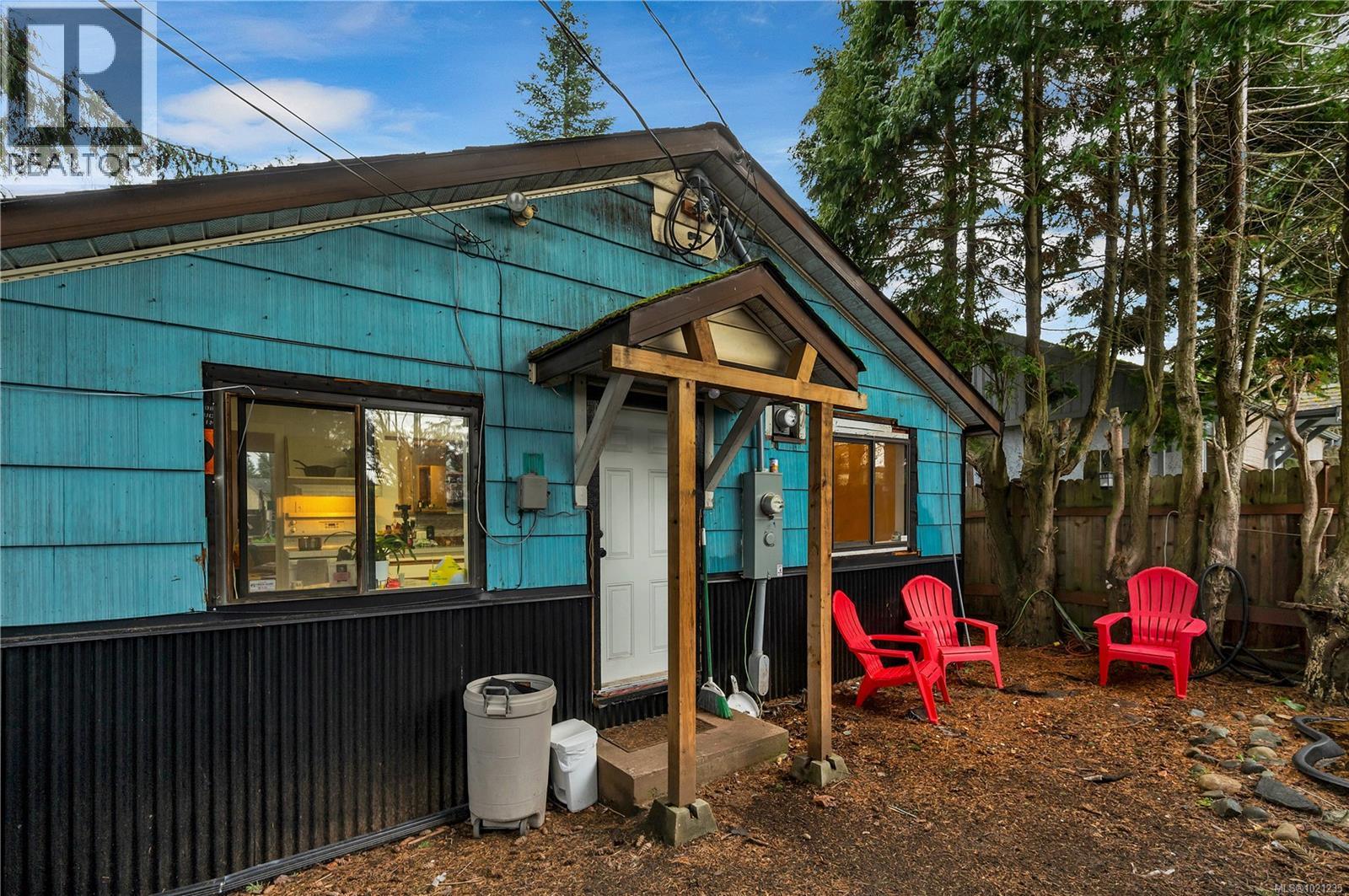 517 Dogwood St, Campbell River