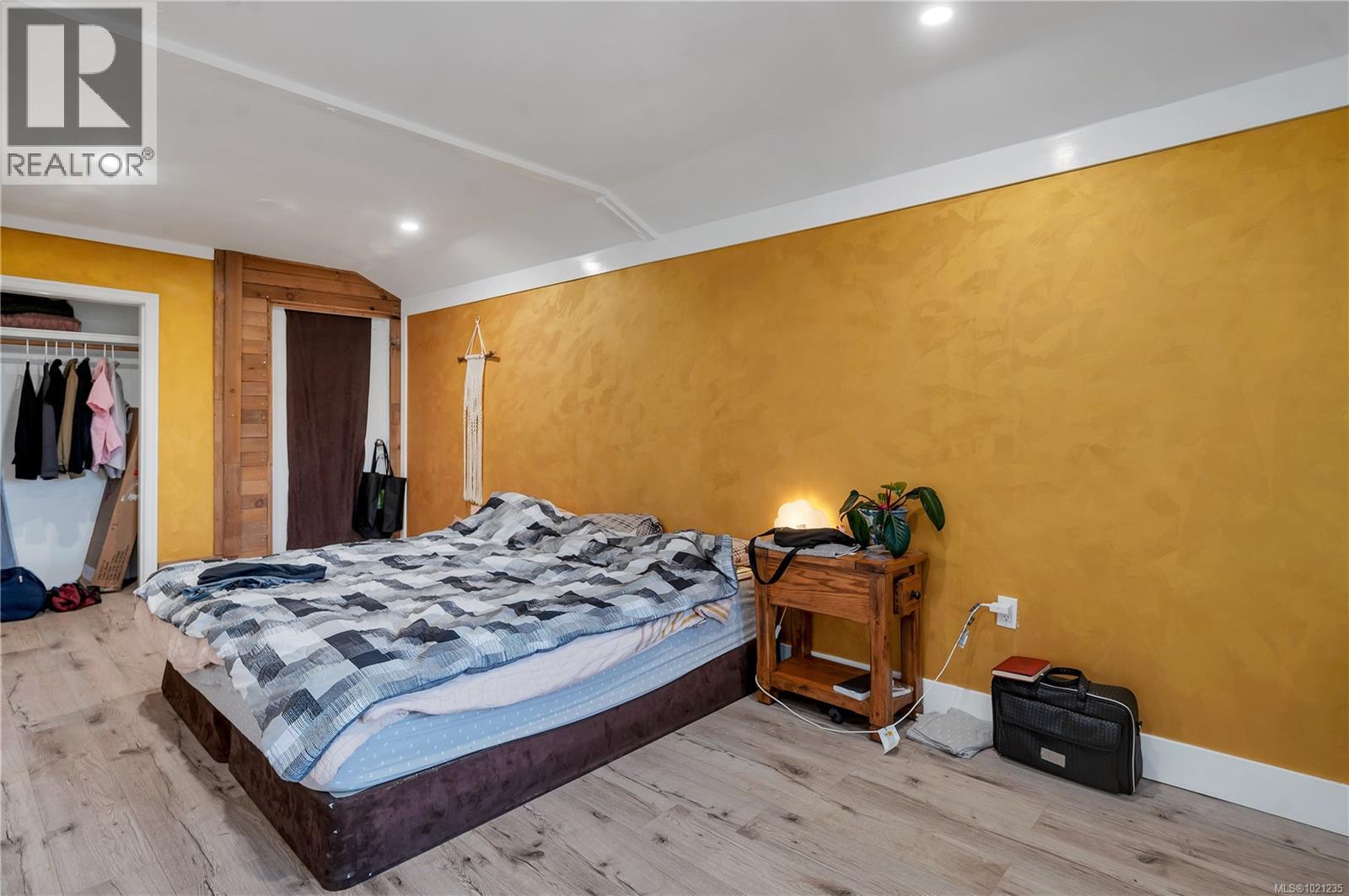 517 Dogwood St, Campbell River