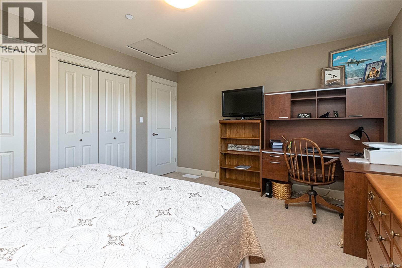 12 551 Bezanton Way, Colwood