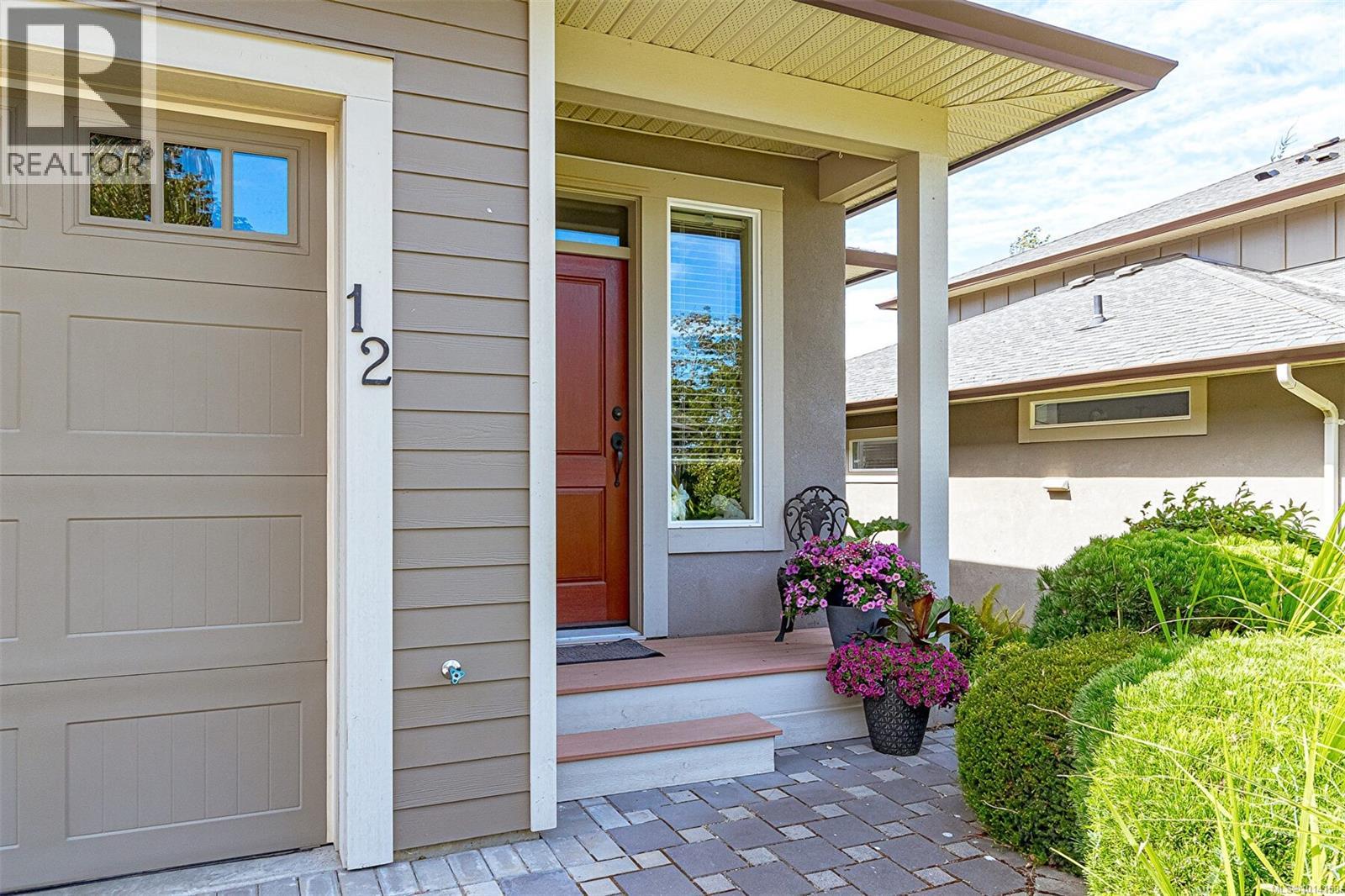 12 551 Bezanton Way, Colwood