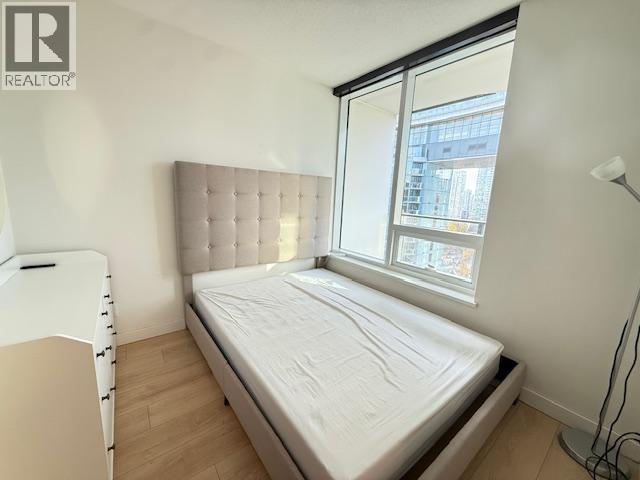 68 SMITHE STREET, Vancouver