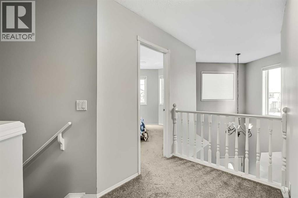 Single Family House for Sale in  Coral Springs Court NE Coral Springs Calgary 