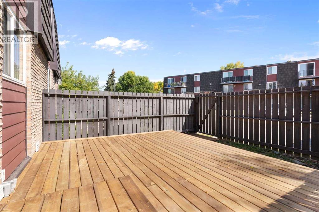 Single Family House for Sale in   Galbraith Drive SW Glamorgan Calgary 