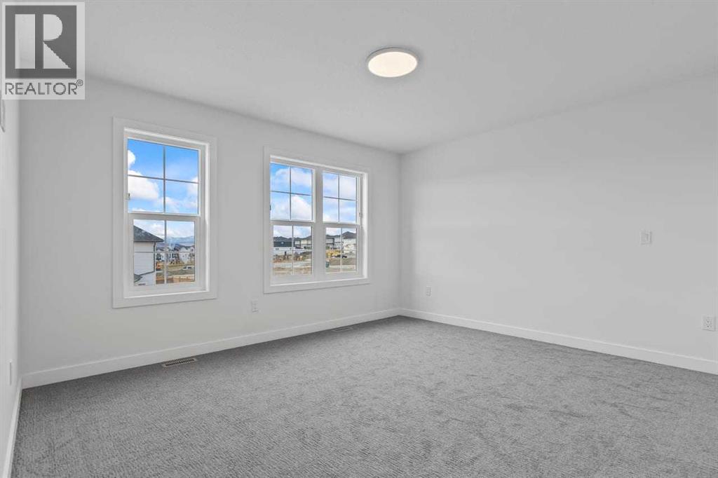 90 Heritage Circle, Cochrane