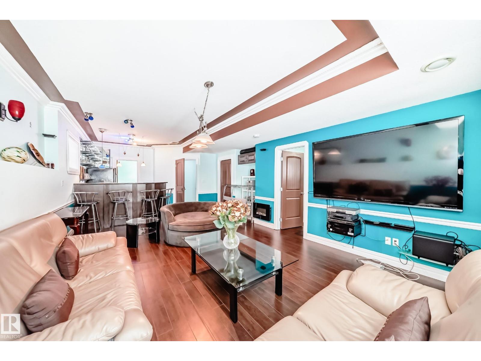 1715 69 ST SW, Edmonton