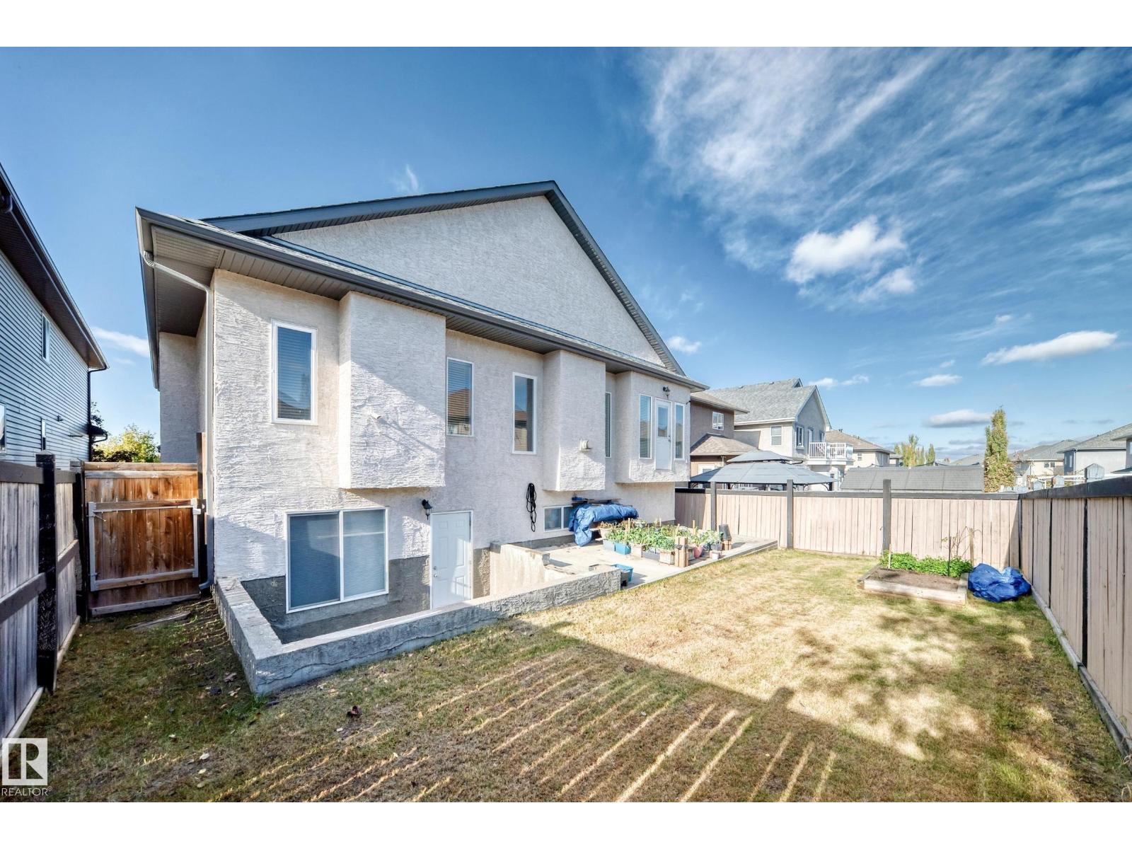 1715 69 ST SW, Edmonton