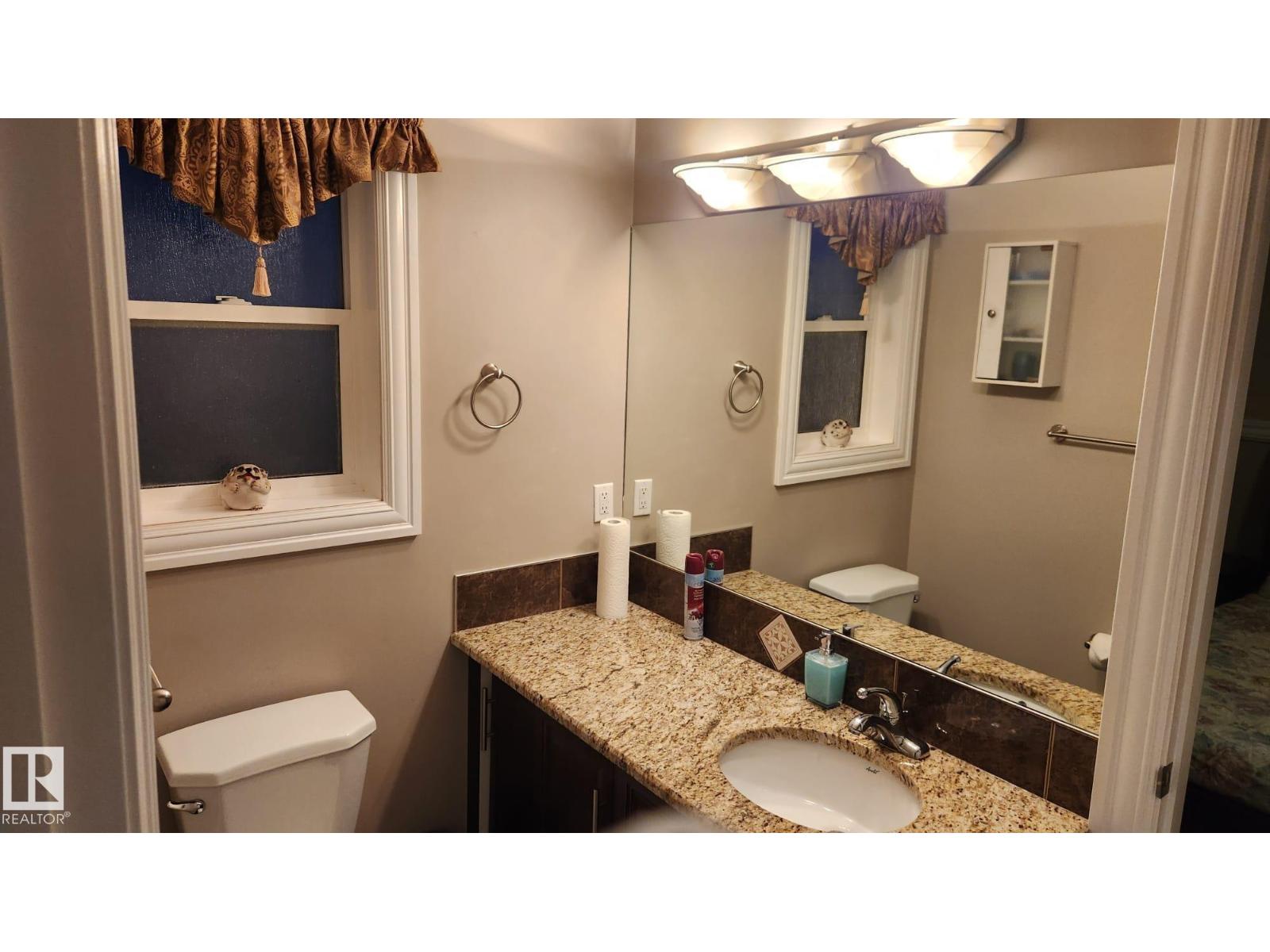 1715 69 ST SW, Edmonton