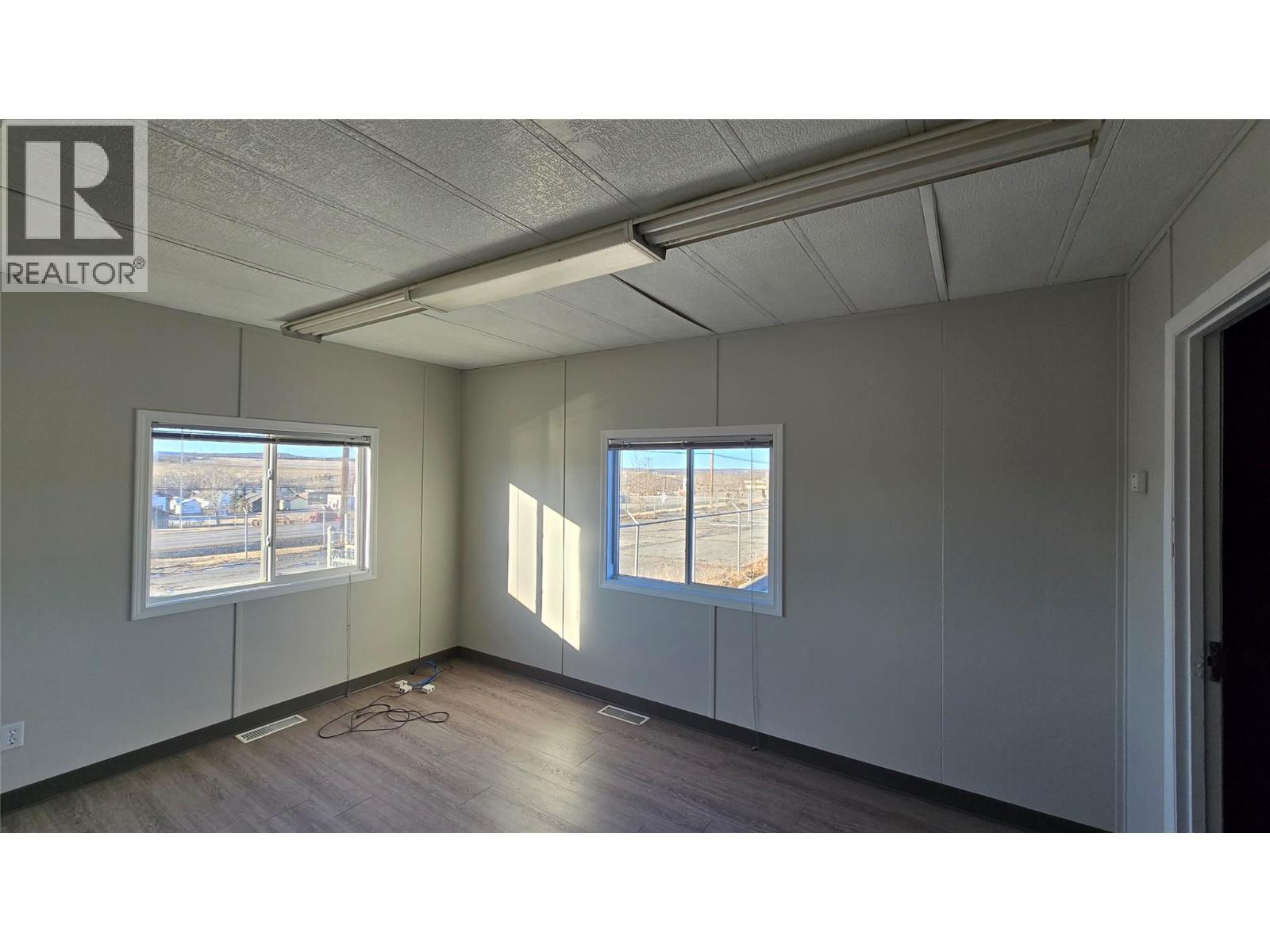 1836/1900 Alaska Highway - photo 2