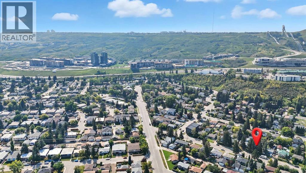 Single Family House Bungalow for Sale in   Avenue NW Bowness Calgary 