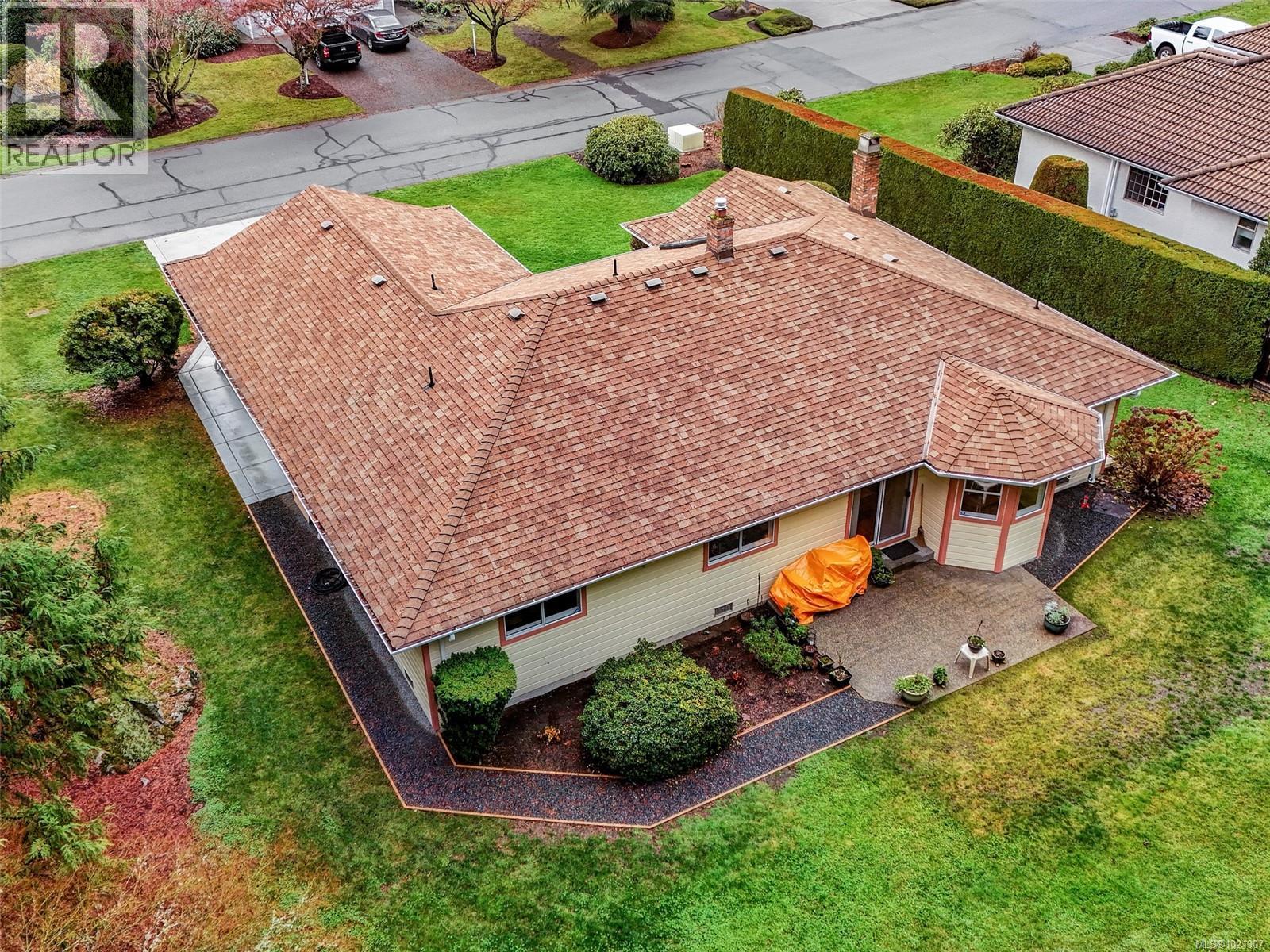  8618 Kingcome Crescent, North Saanich
