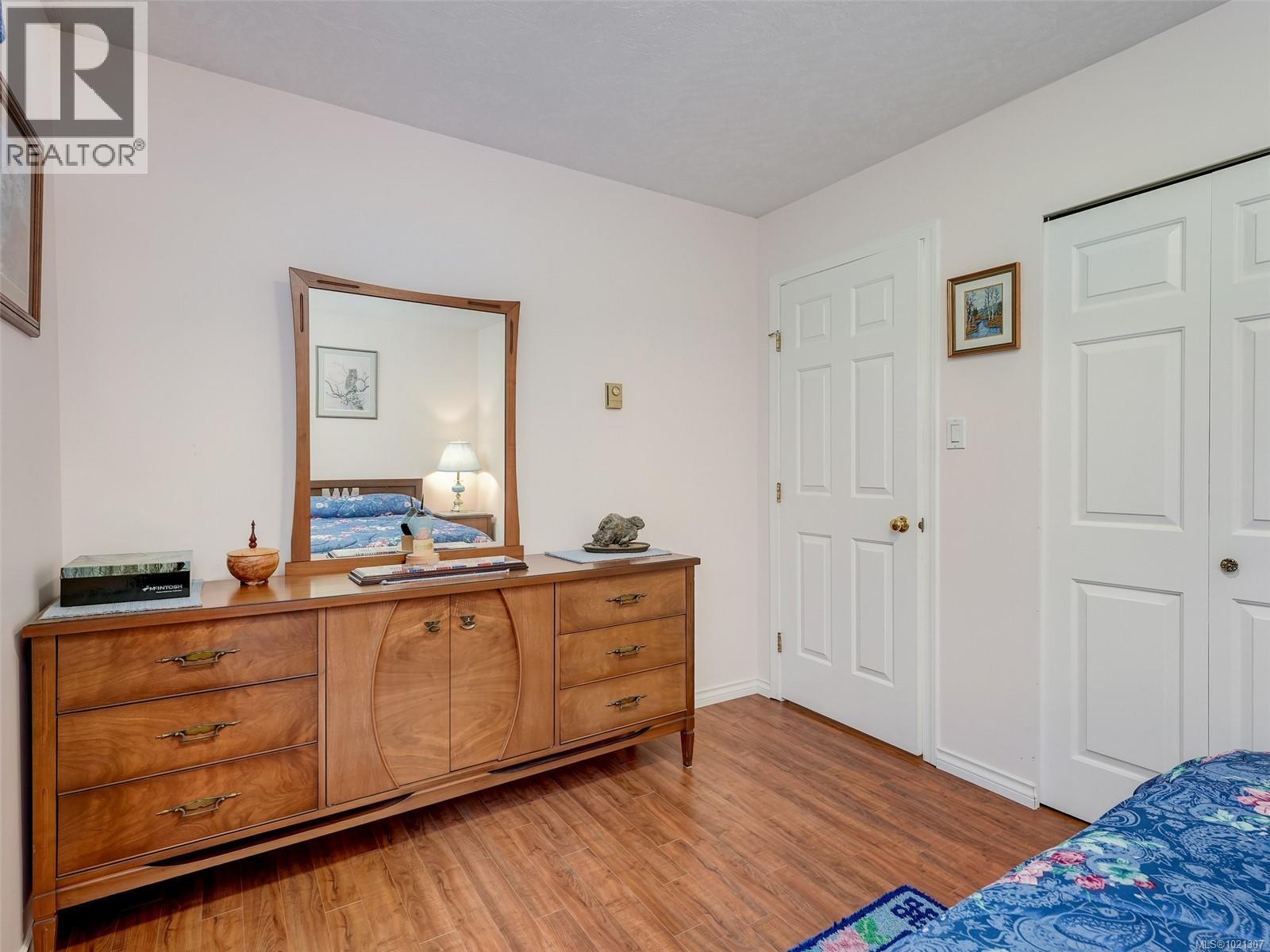  8618 Kingcome Crescent, North Saanich