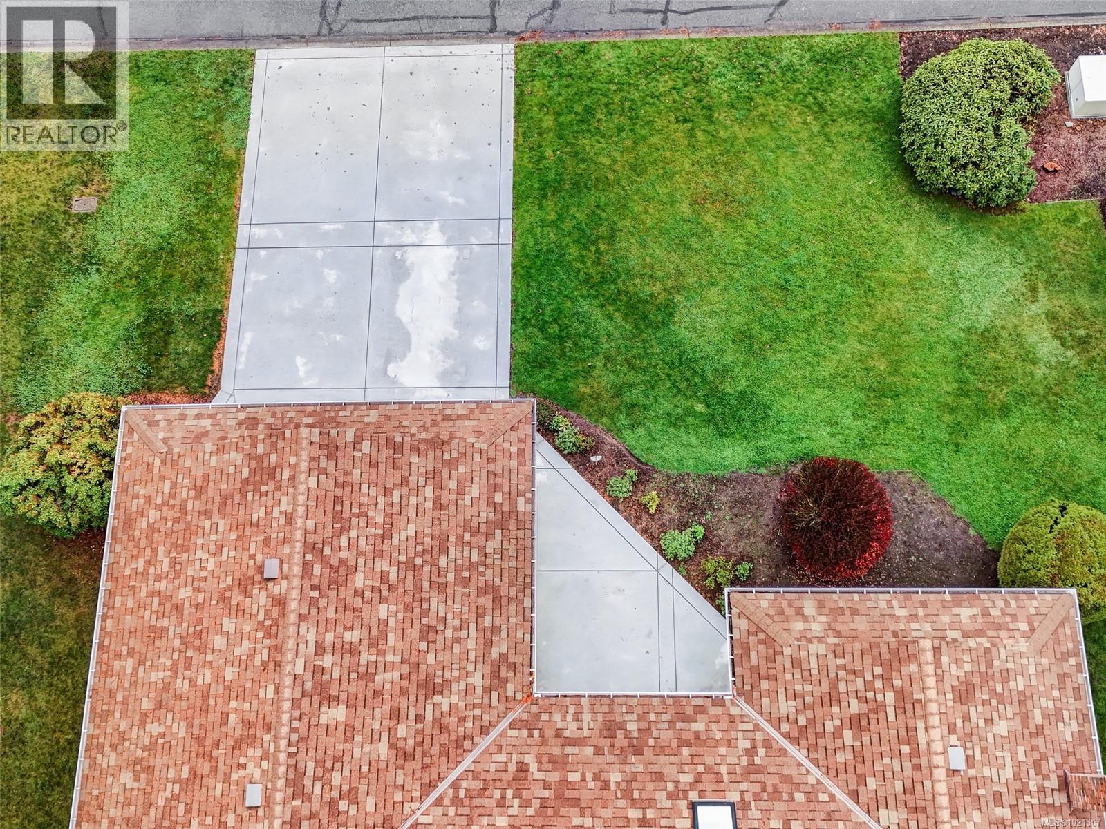  8618 Kingcome Crescent, North Saanich